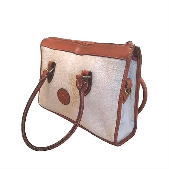 Vintage Dooney & Bourke Pebbled All Weather Leather Satchel Bag. Made in… - Picture 5 of 13